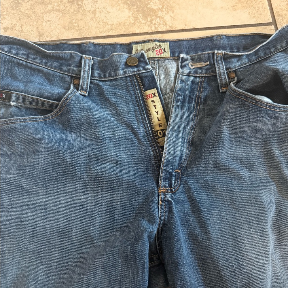 Wrangler Blue Men's Jeans - Picture 2 of 7